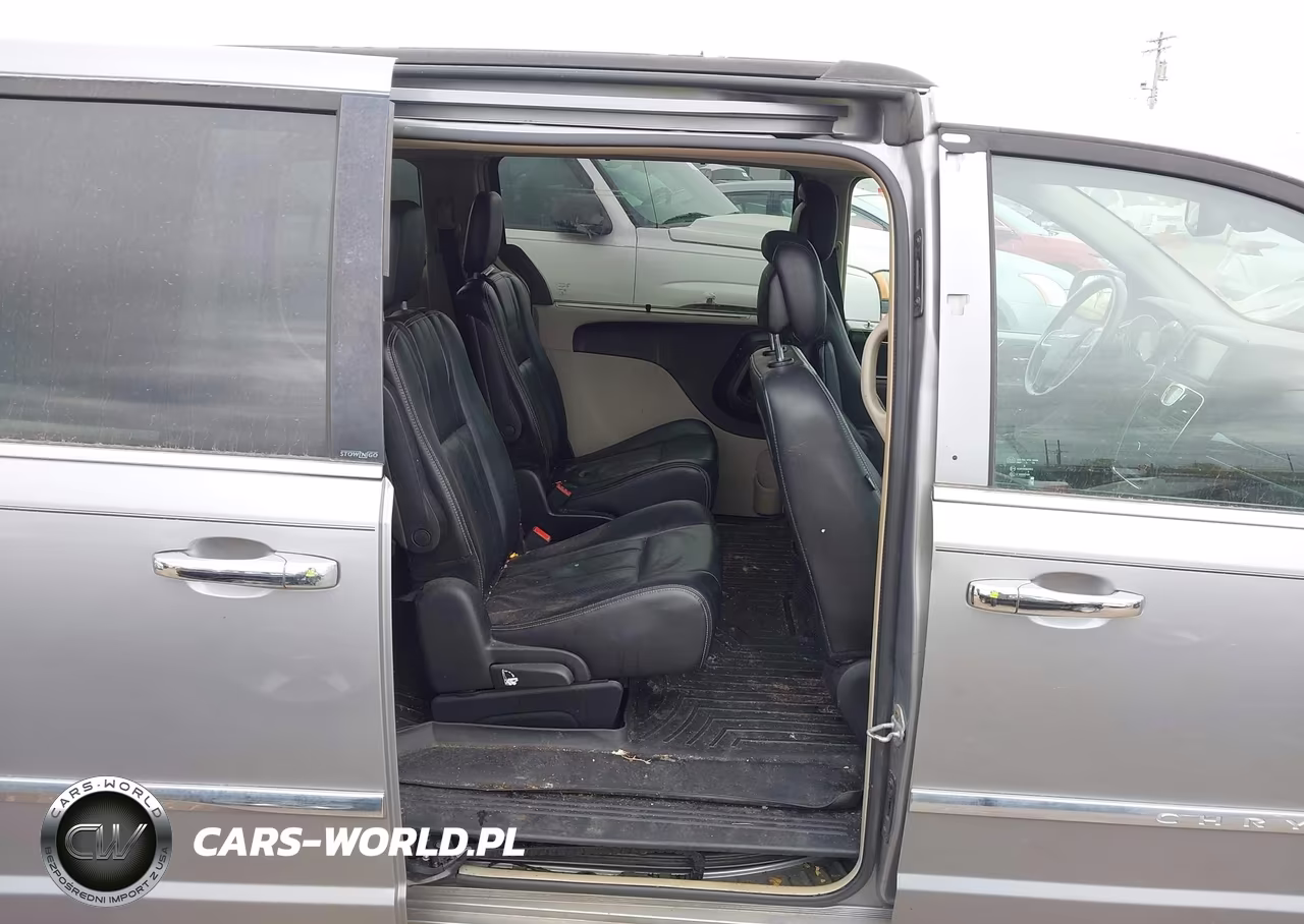 2014 Chrysler Town & Country Touring-L VIN:2C4RC1CG6ER174715 - 8