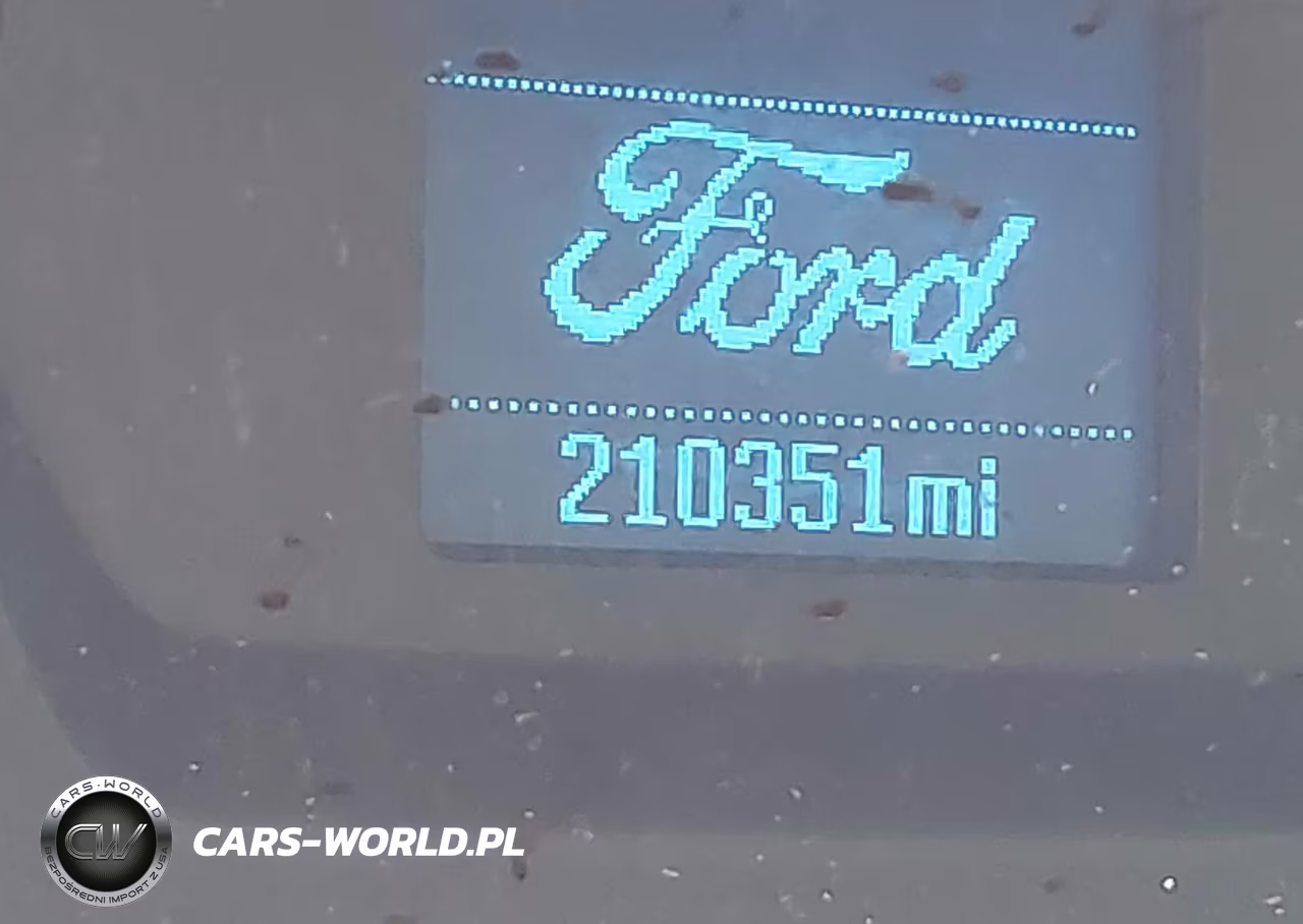 2019 Ford Transit-150 VIN:1FTYE1ZM1KKA58982 - 15