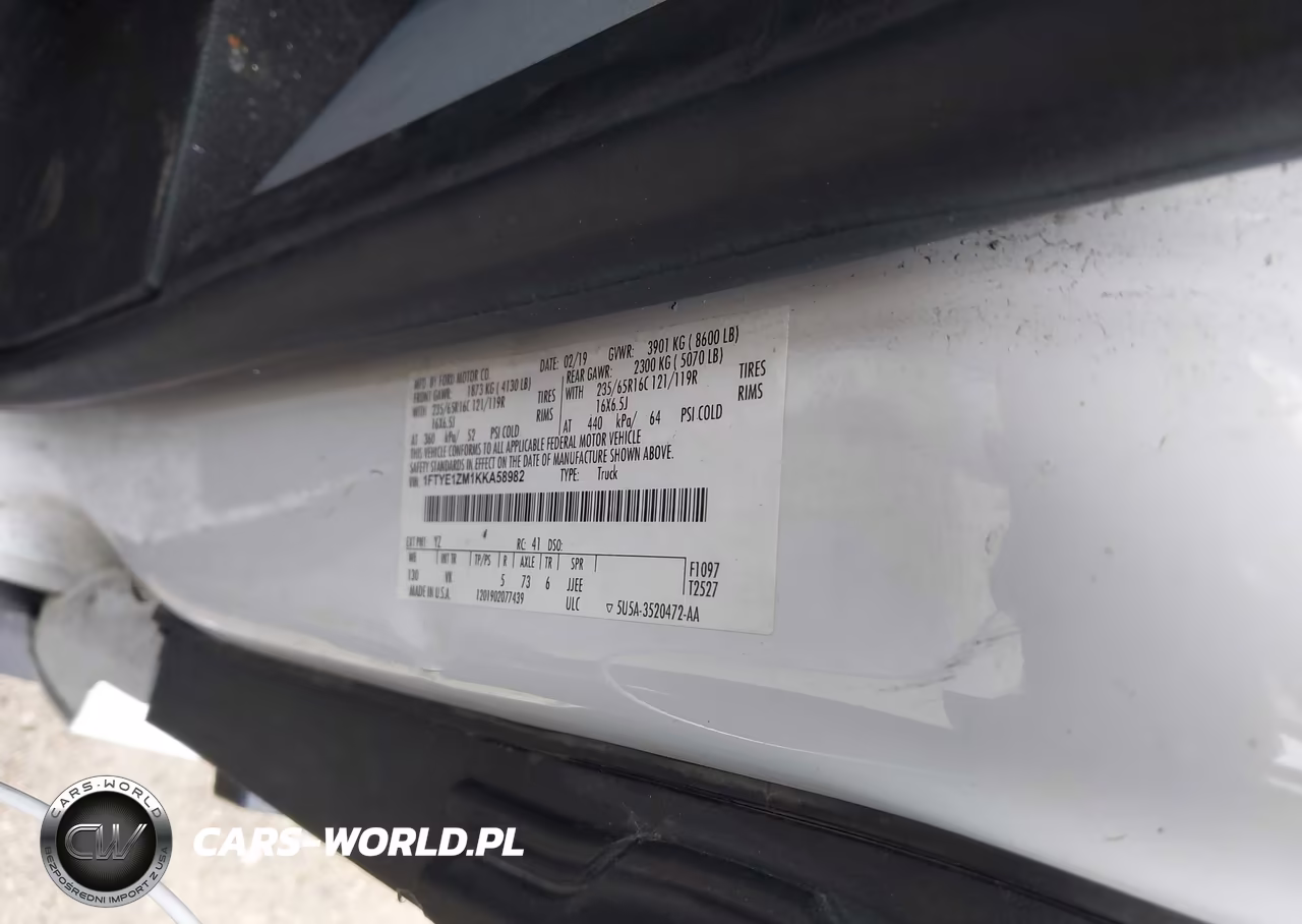 2019 Ford Transit-150 VIN:1FTYE1ZM1KKA58982 - 9