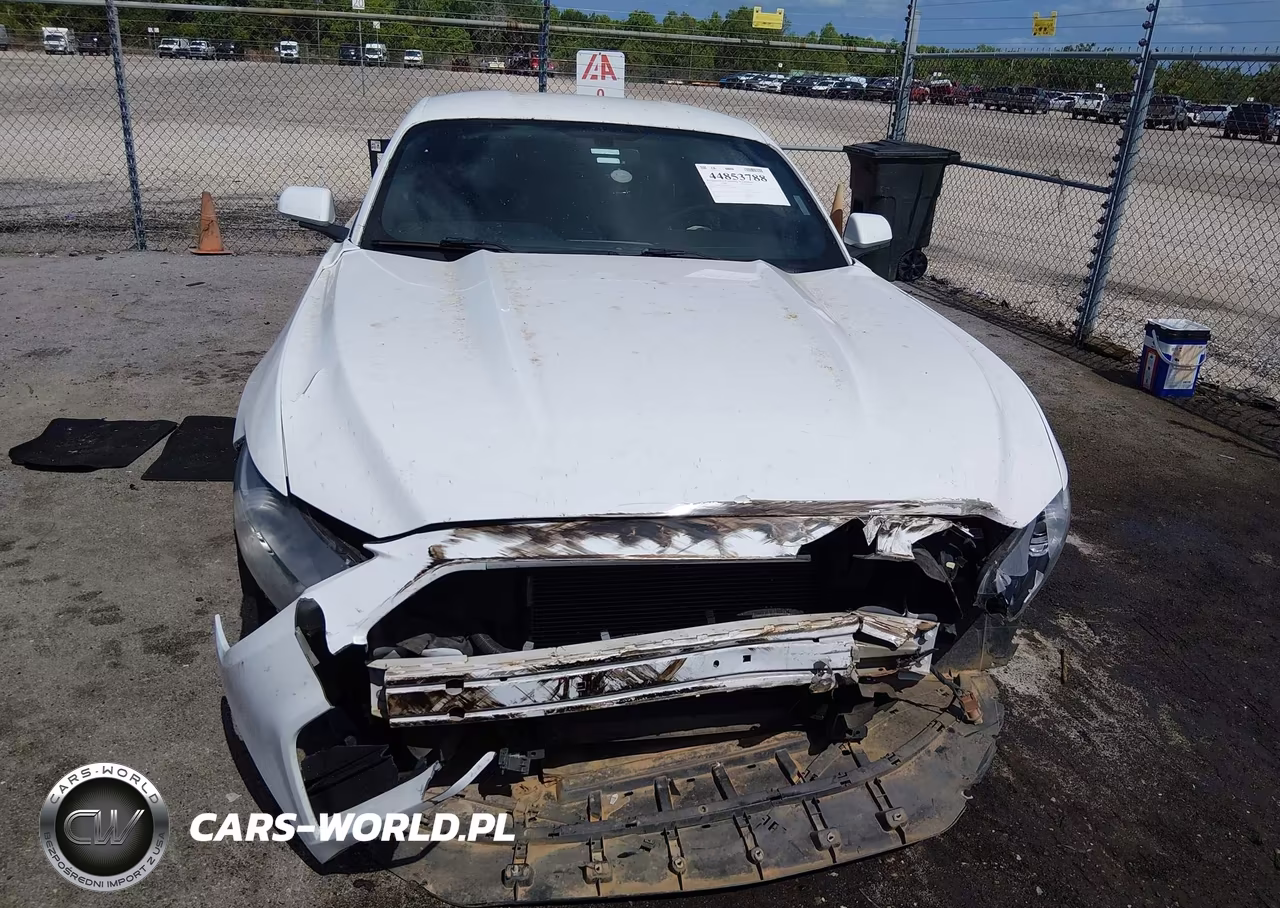 2017 Ford Mustang V6 VIN:1FA6P8AM8H5270023 - 12