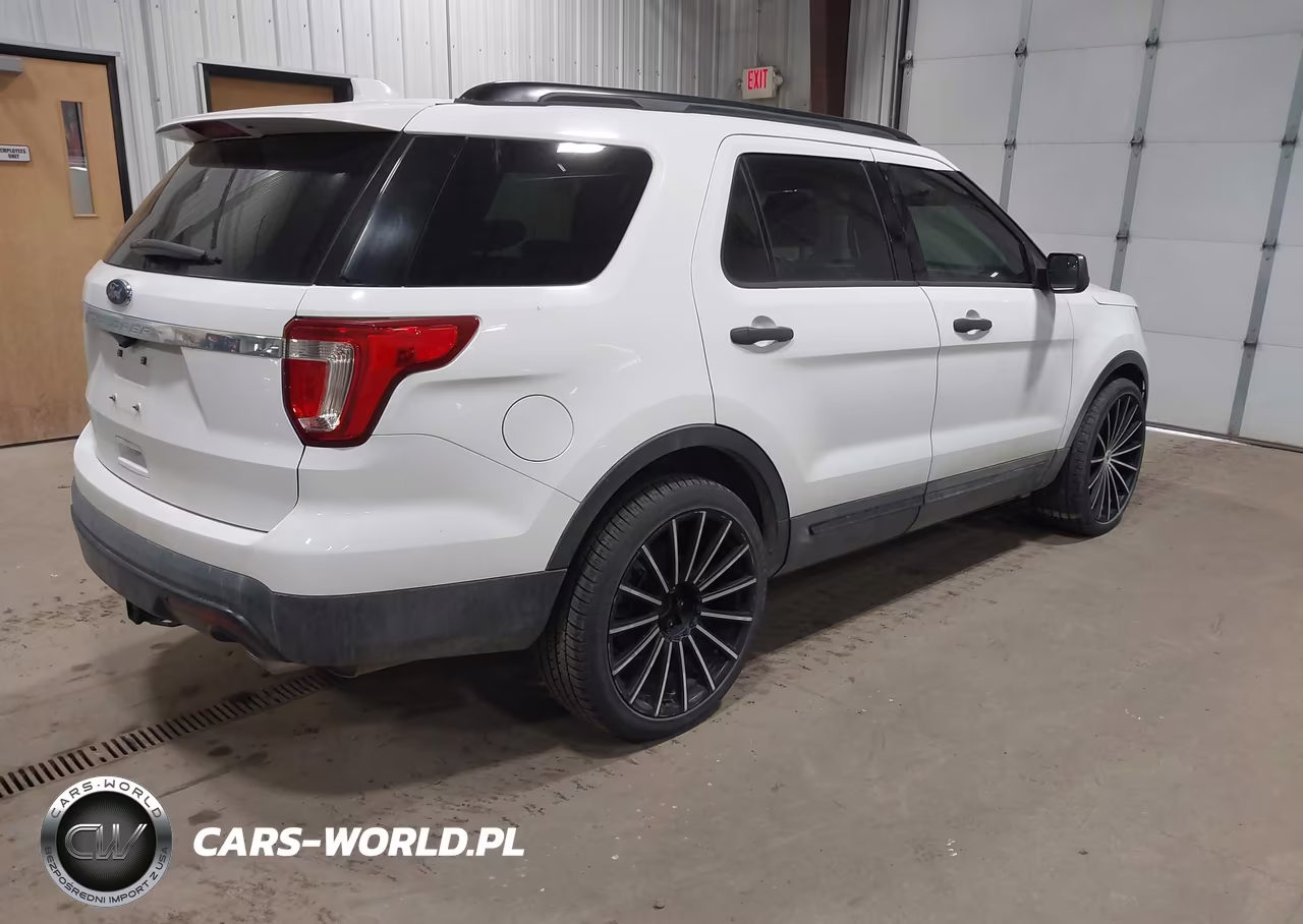 2017 Ford Explorer VIN:1FM5K7B84HGA93888 - 4