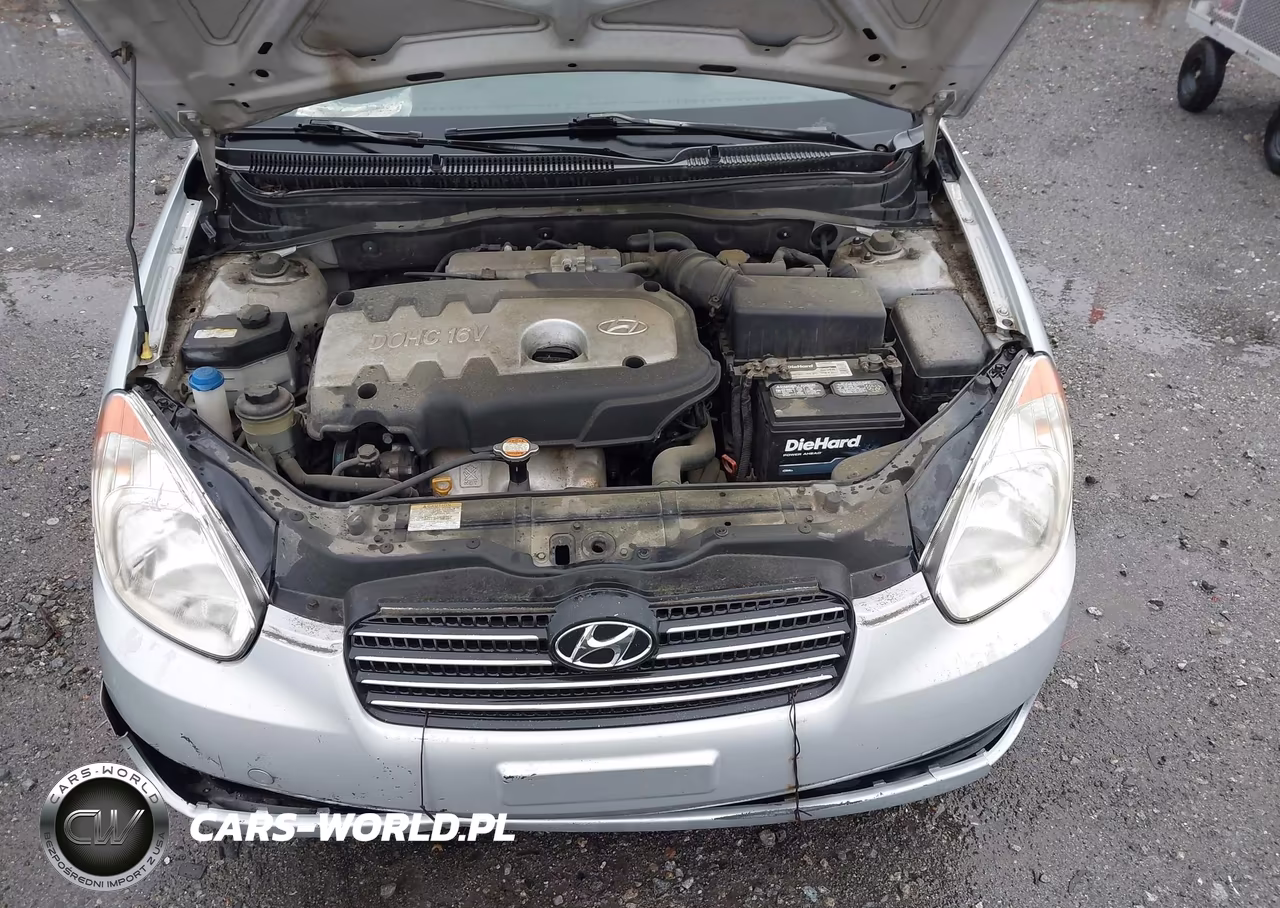 2007 Hyundai Accent Gls VIN:KMHCN46C07U155167 - 10