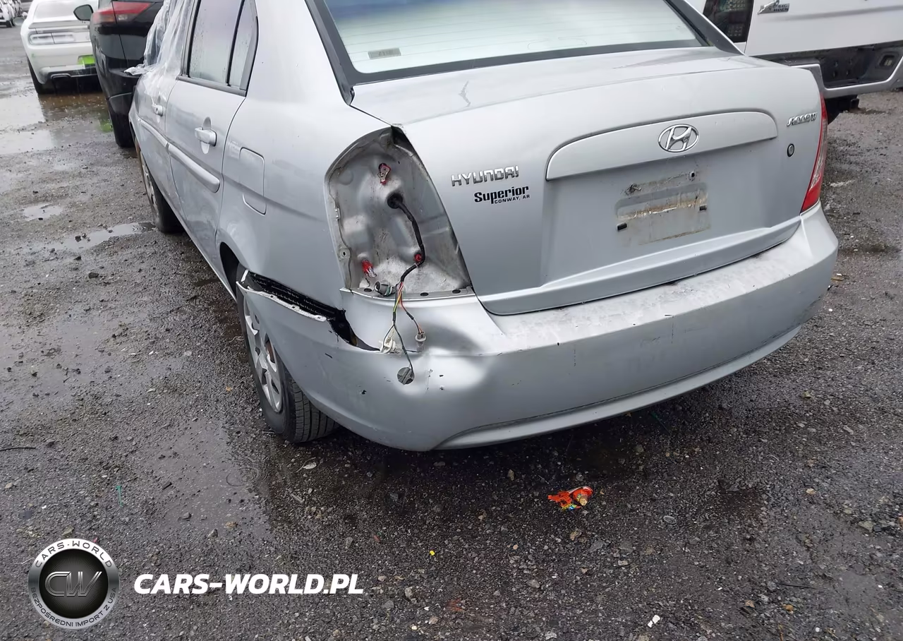 2007 Hyundai Accent Gls VIN:KMHCN46C07U155167 - 6