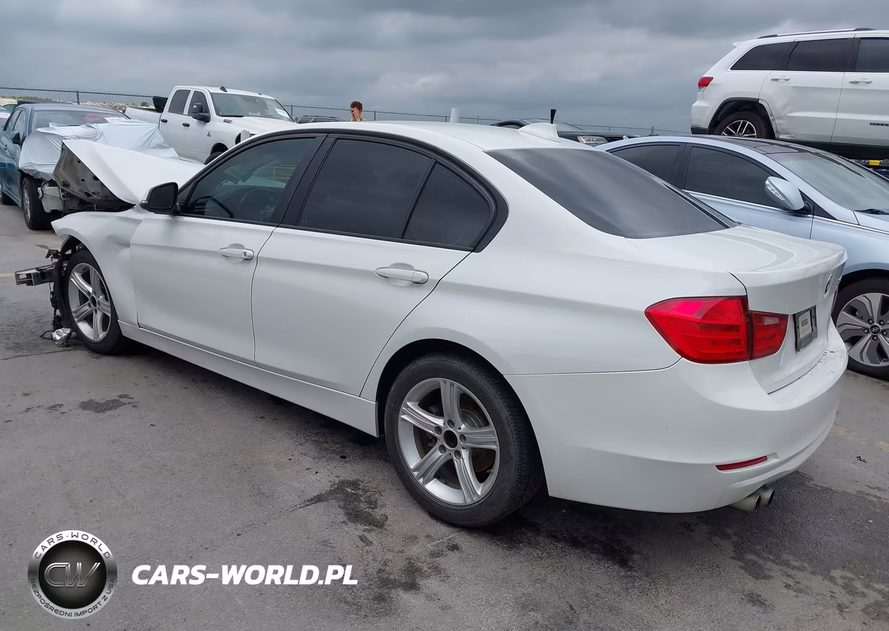 2013 BMW 328I VIN:WBA3A5C5XDF354025 - 3