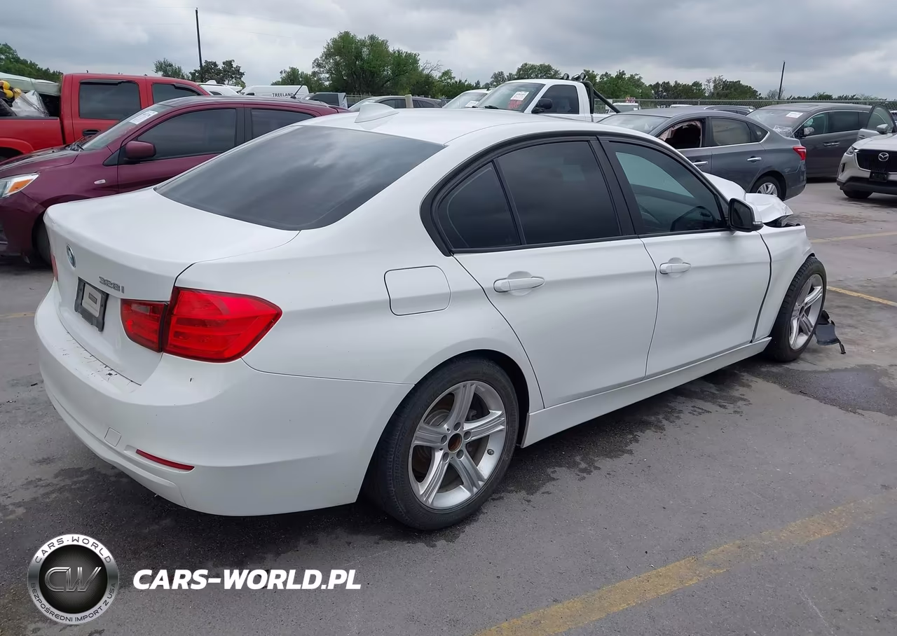 2013 BMW 328I VIN:WBA3A5C5XDF354025 - 4