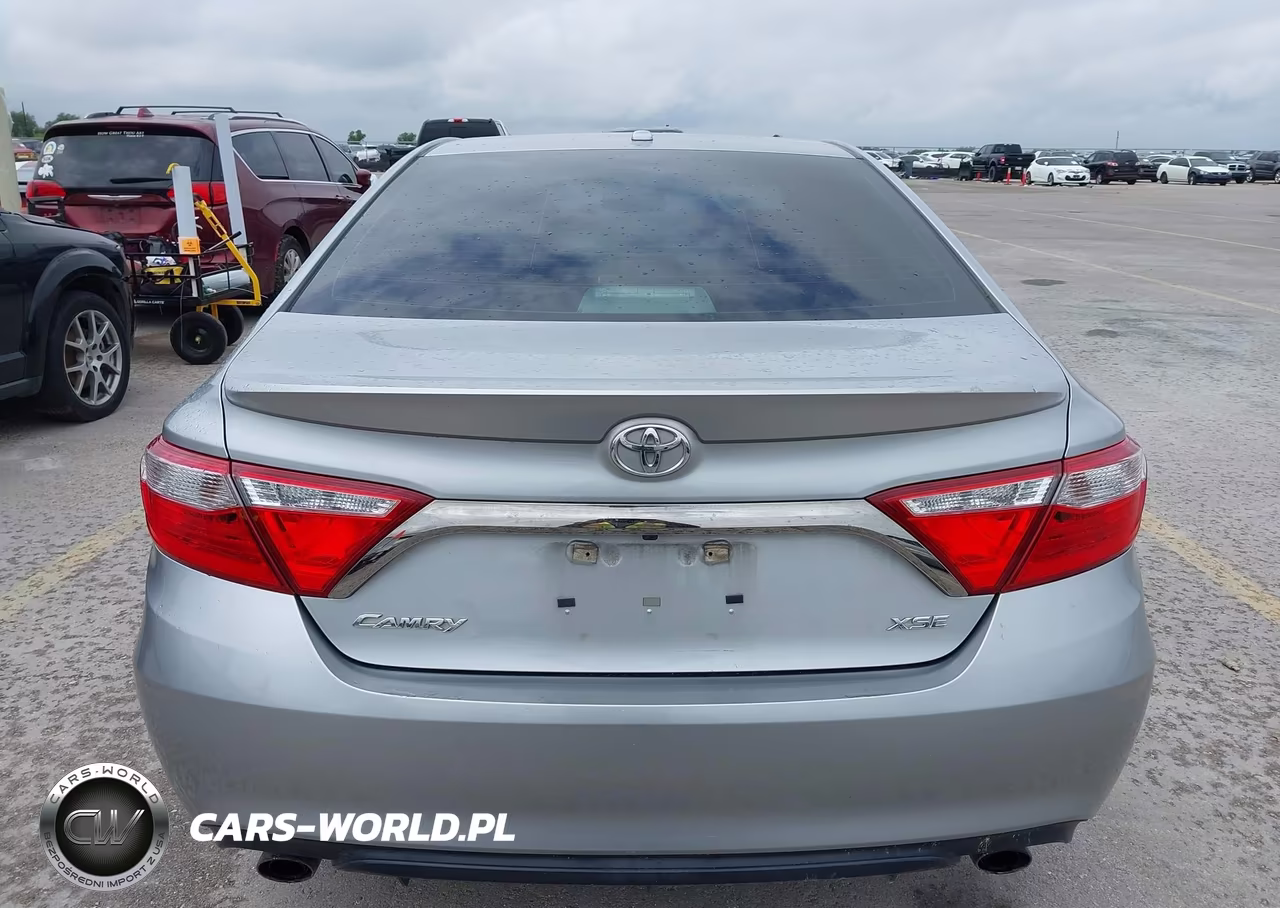 2016 Toyota Camry Xse V6 VIN:4T1BK1FK8GU030816 - 16