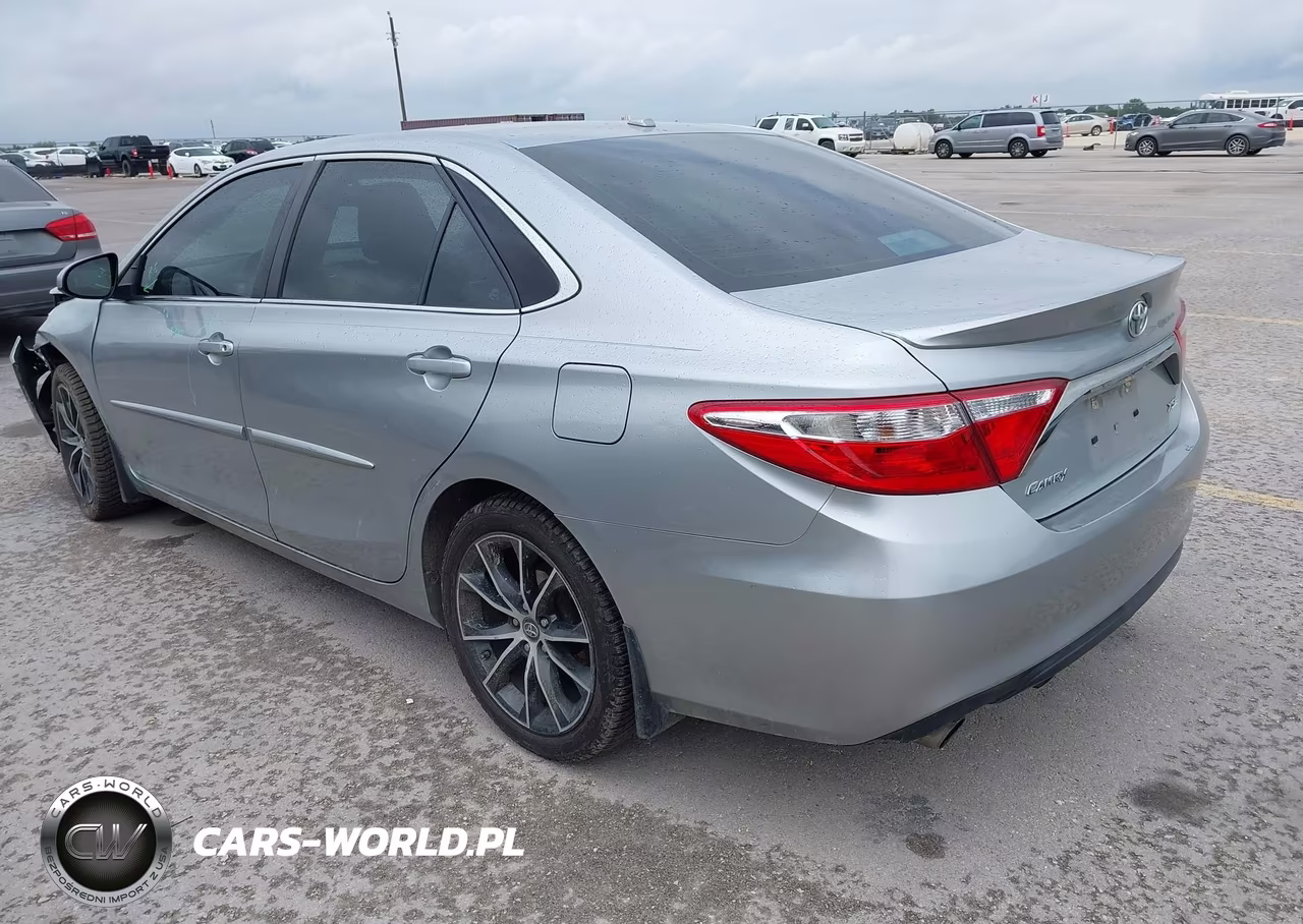 2016 Toyota Camry Xse V6 VIN:4T1BK1FK8GU030816 - 3