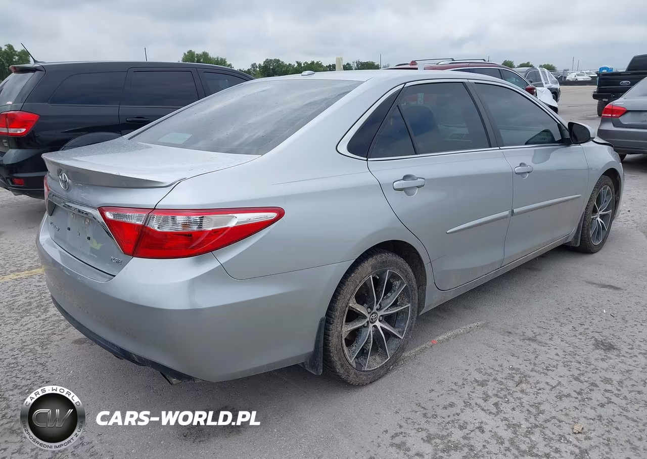 2016 Toyota Camry Xse V6 VIN:4T1BK1FK8GU030816 - 4
