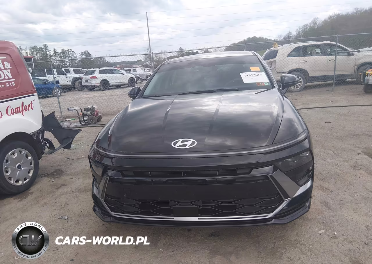 2025 Hyundai Sonata Sel VIN:KMHL64JA3SA516355 - 12