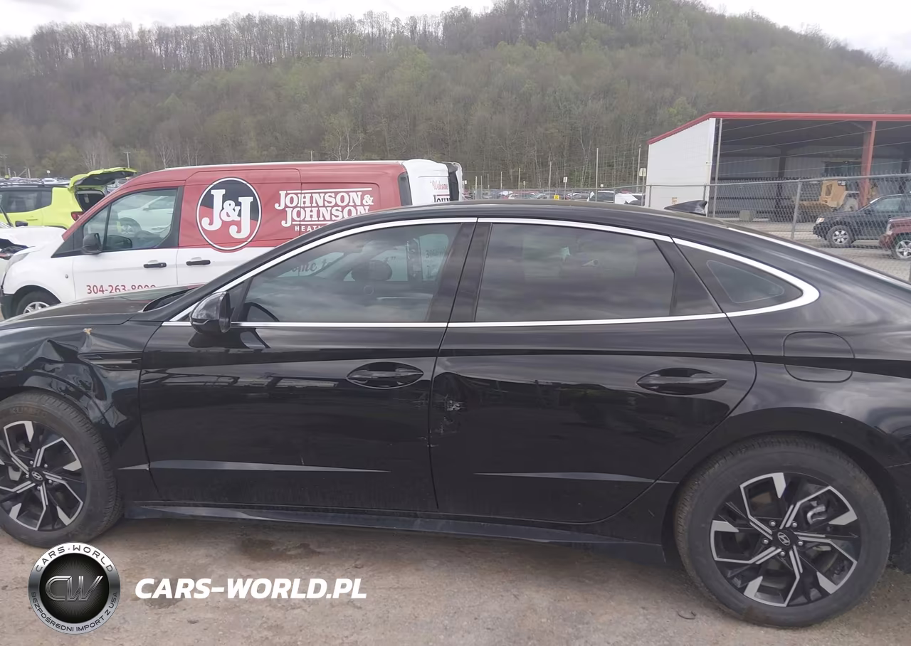 2025 Hyundai Sonata Sel VIN:KMHL64JA3SA516355 - 14