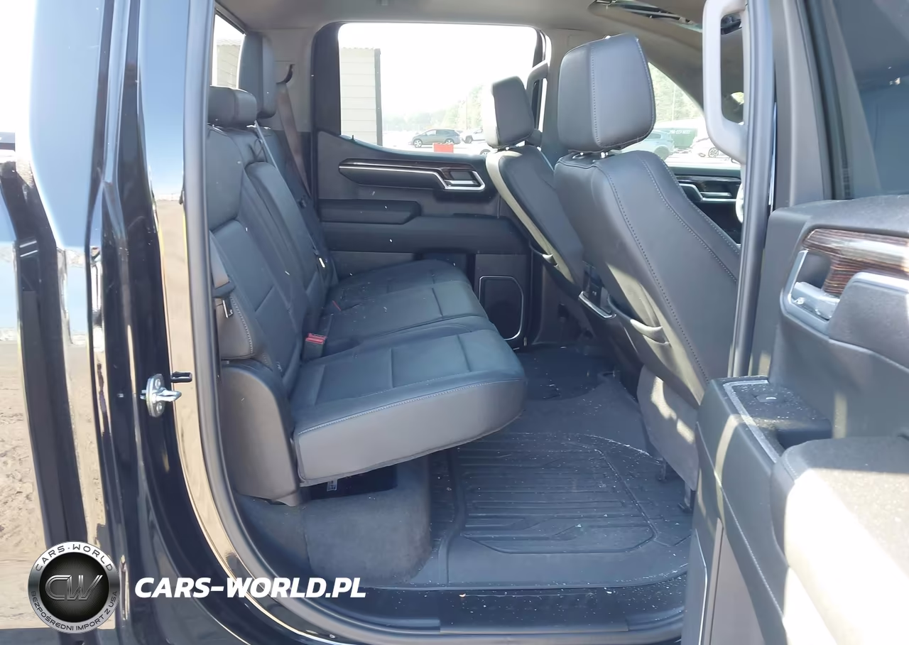 2025 GMC Sierra 1500 4Wd Short Box Elevation With 3Sb VIN:1GTUUCED8SZ102731 - 8