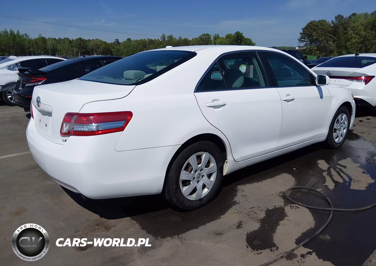 2011 Toyota Camry Le VIN:4T1BF3EK1BU655892 - 4
