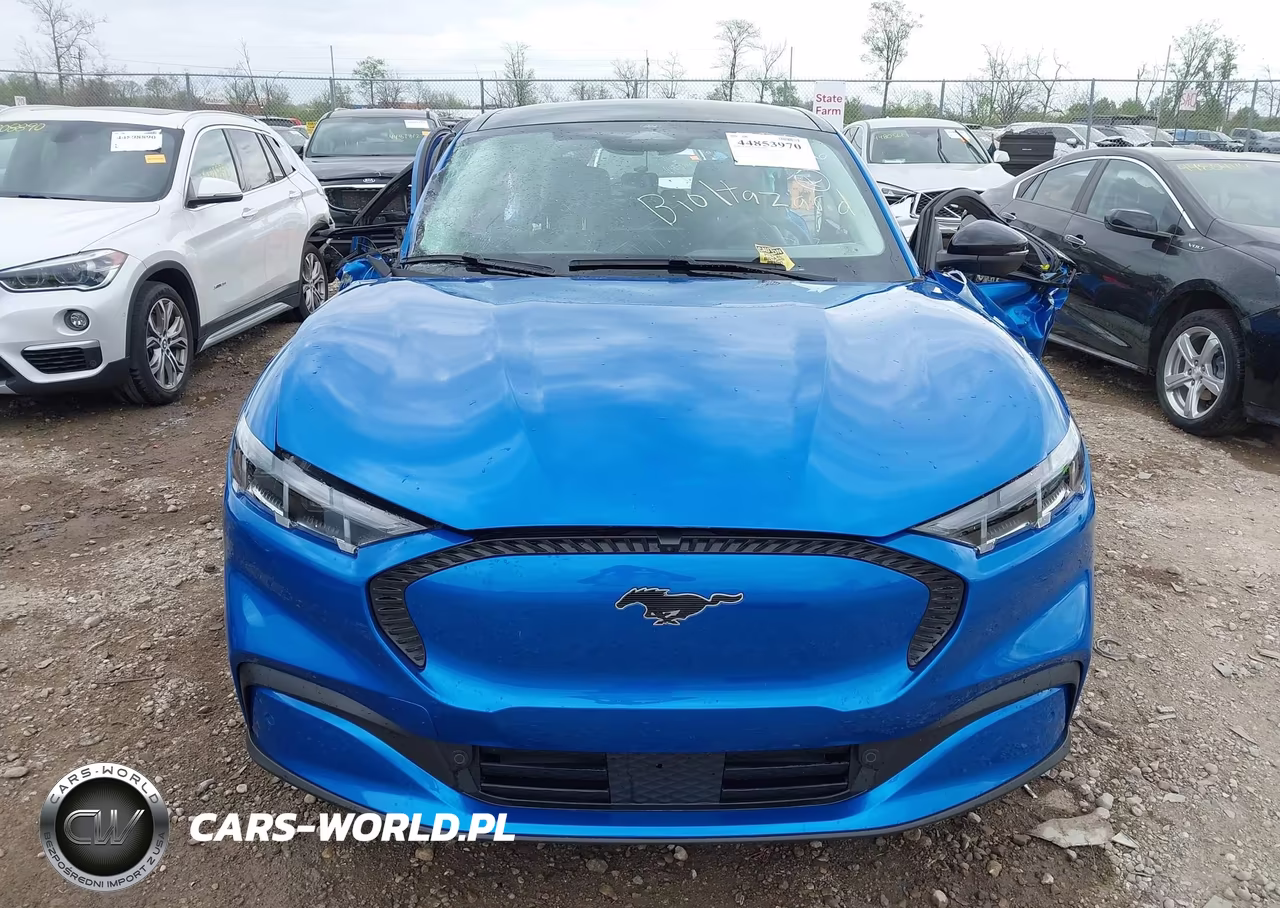 2025 Ford Mustang Mach-E Select VIN:3FMTK1S54SMA38915 - 12