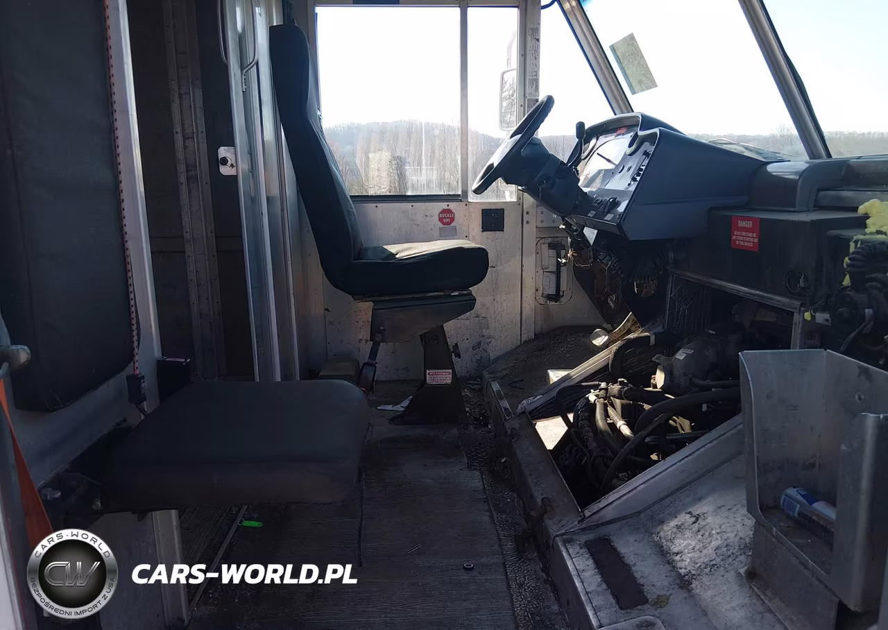 2006 Ford E-350 Stripped VIN:1FCJE39L36HB11303 - 5