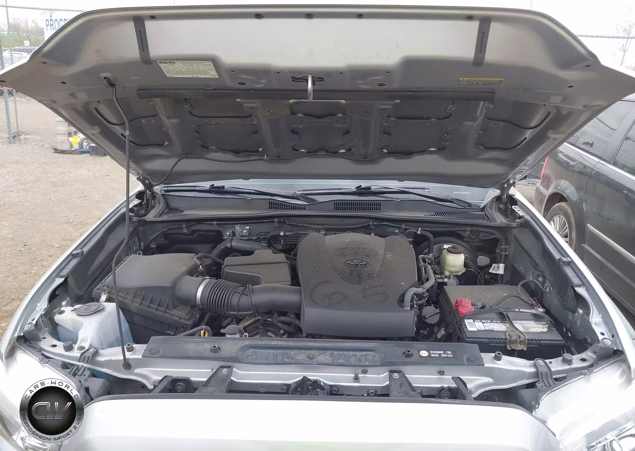 2016 Toyota Tacoma Sr5 V6 VIN:5TFCZ5ANXGX023149 - 10