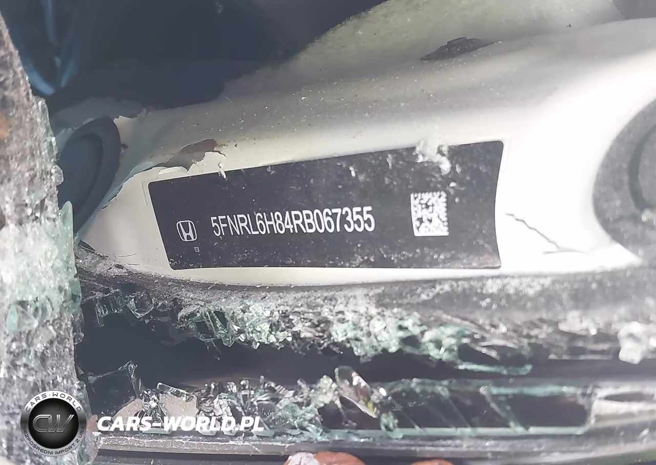 2024 Honda Odyssey Touring VIN:5FNRL6H84RB067355 - 9