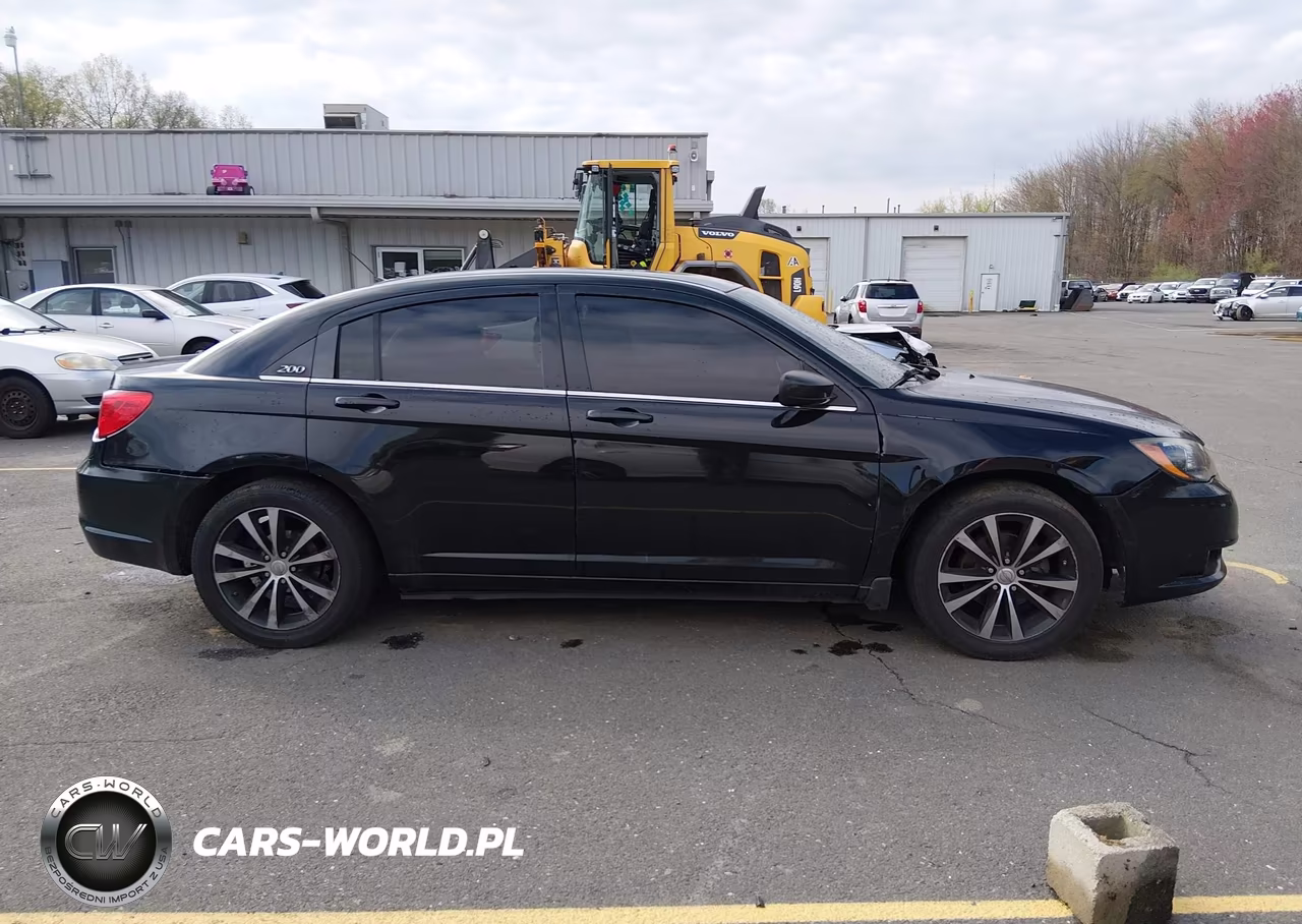 2012 Chrysler 200 S VIN:1C3CCBHG4CN145829 - 13