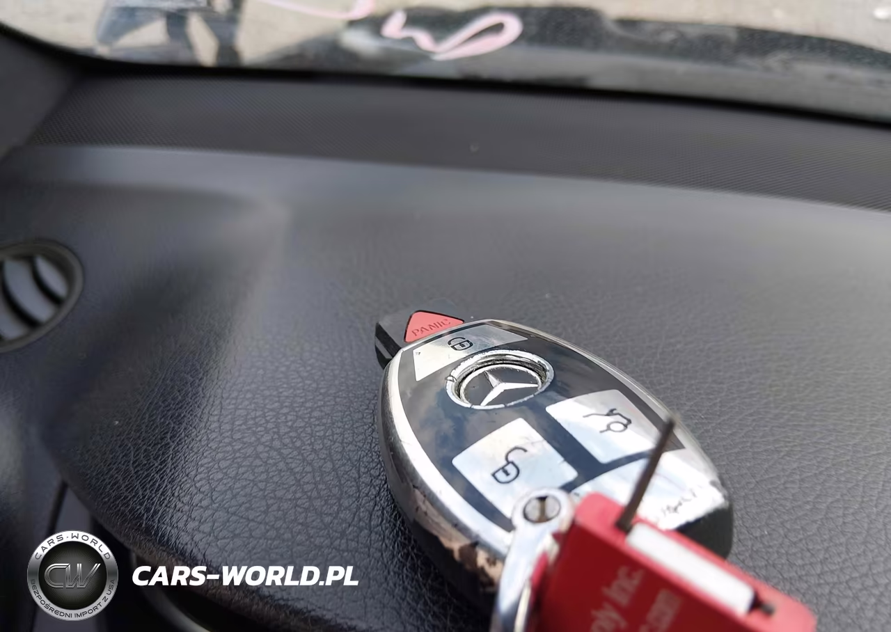 2015 Mercedes-Benz C 250 VIN:WDDGJ4HB2FG400804 - 11