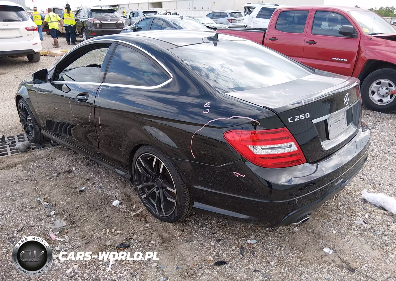 2015 Mercedes-Benz C 250 VIN:WDDGJ4HB2FG400804 - 3