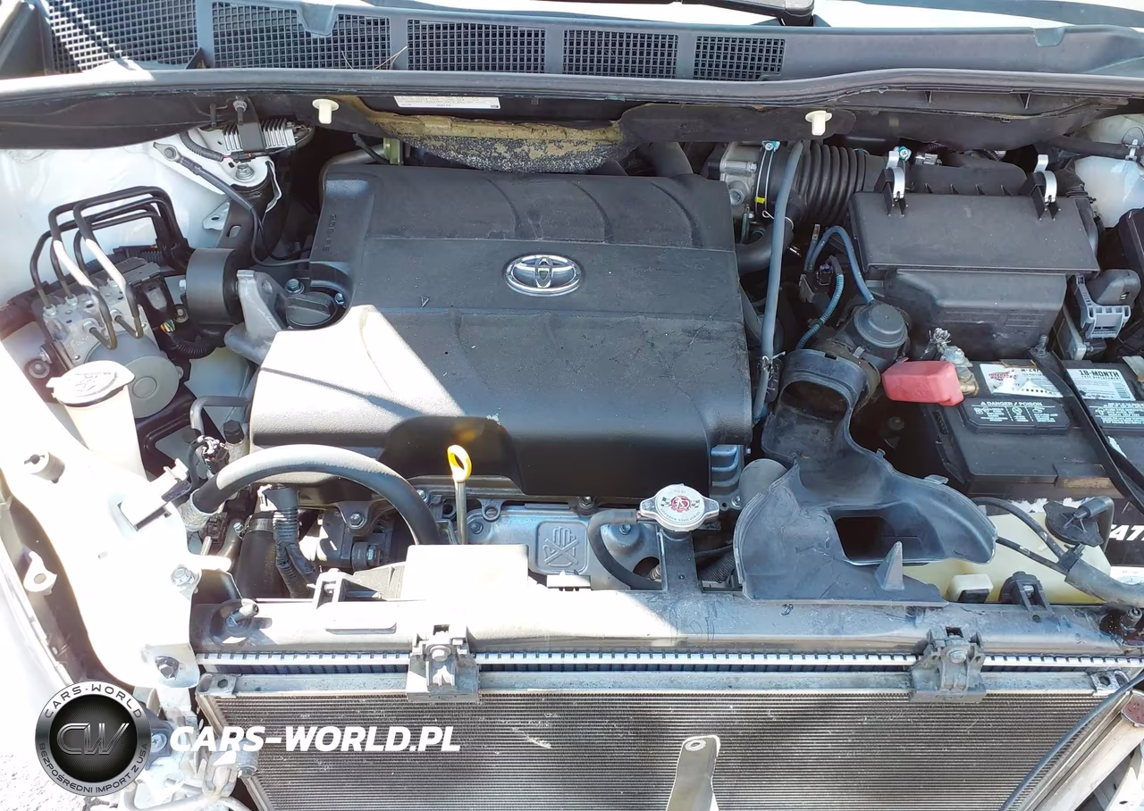 2011 Toyota Sienna Le V6 VIN:5TDKK3DC3BS046768 - 10