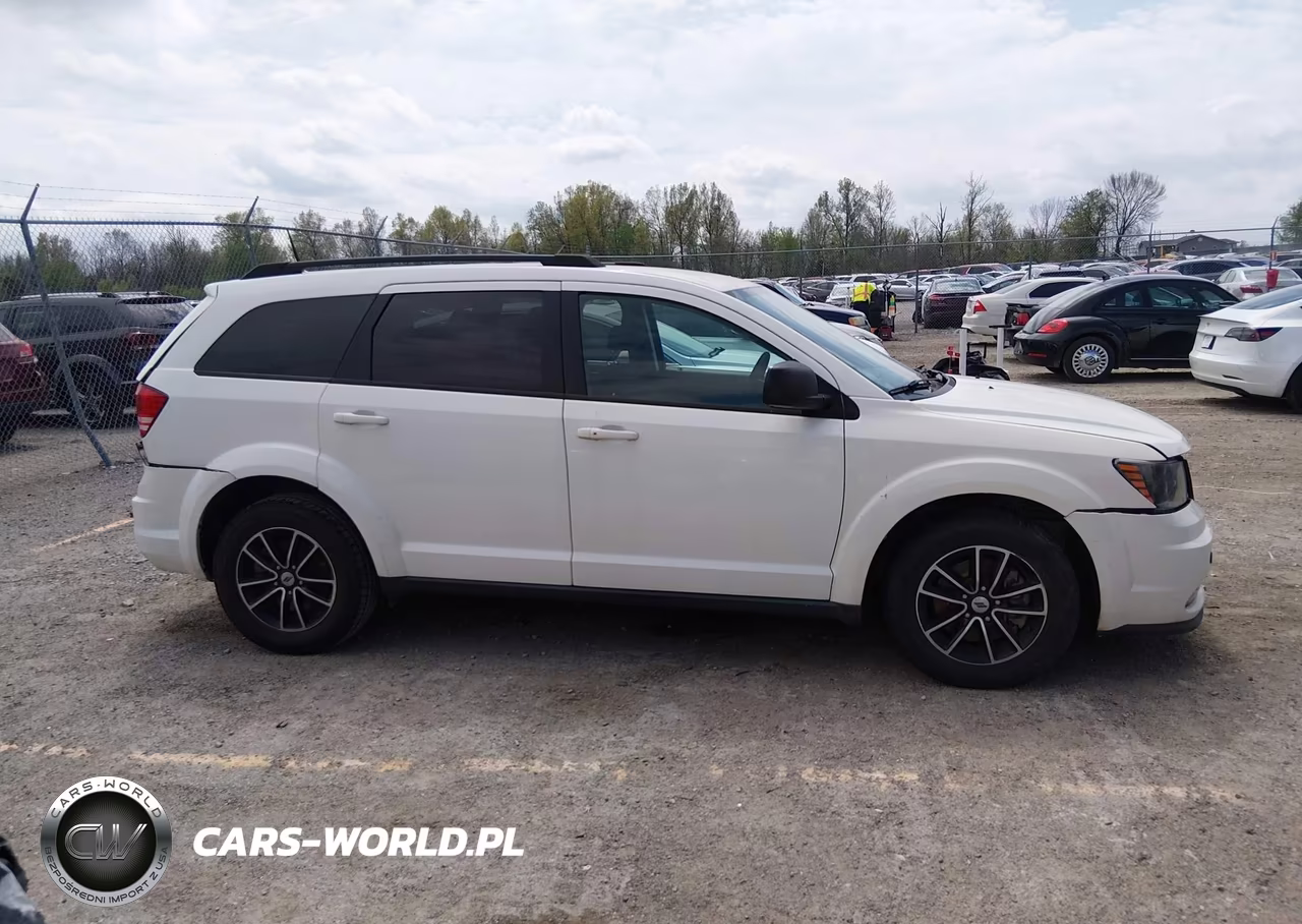 2018 Dodge Journey Se VIN:3C4PDCAB0JT446917 - 13