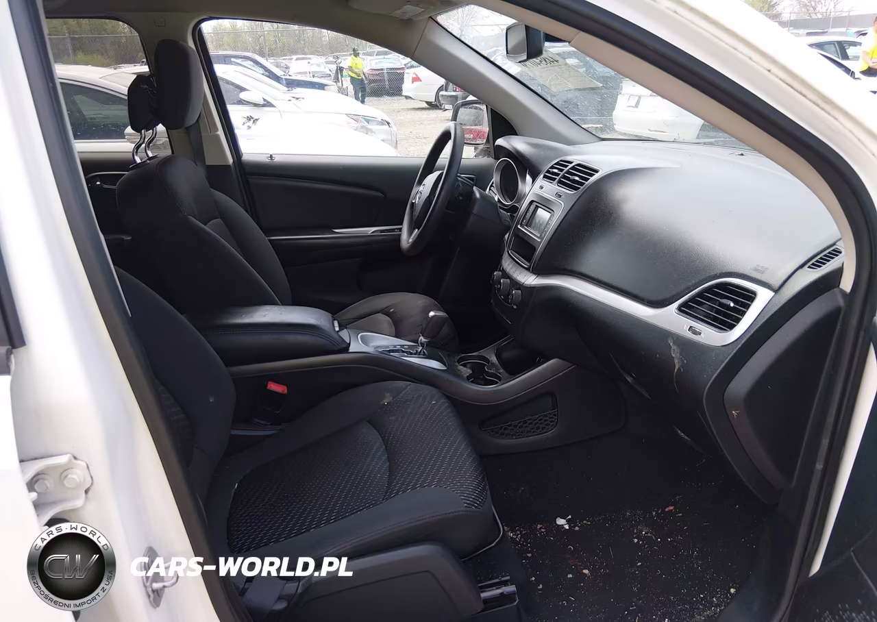2018 Dodge Journey Se VIN:3C4PDCAB0JT446917 - 5