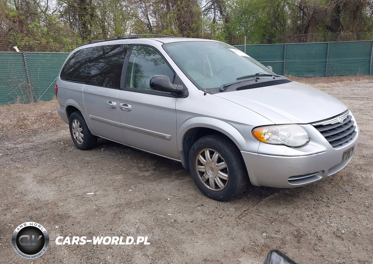 2006 Chrysler Town & Country Touring