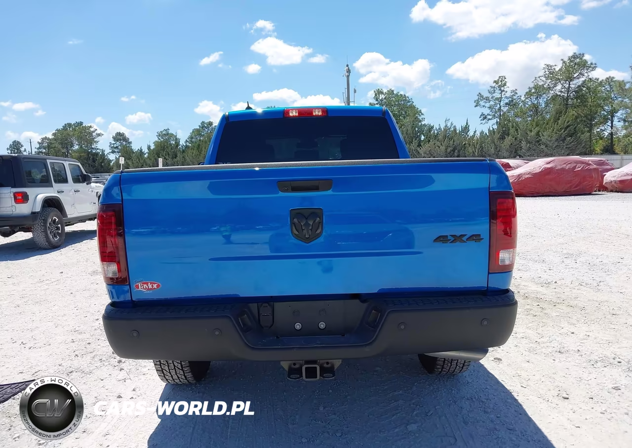 2024 Ram 1500 Classic Warlock 4X4 6'4 Box VIN:1C6RR7GG0RS138185 - 17