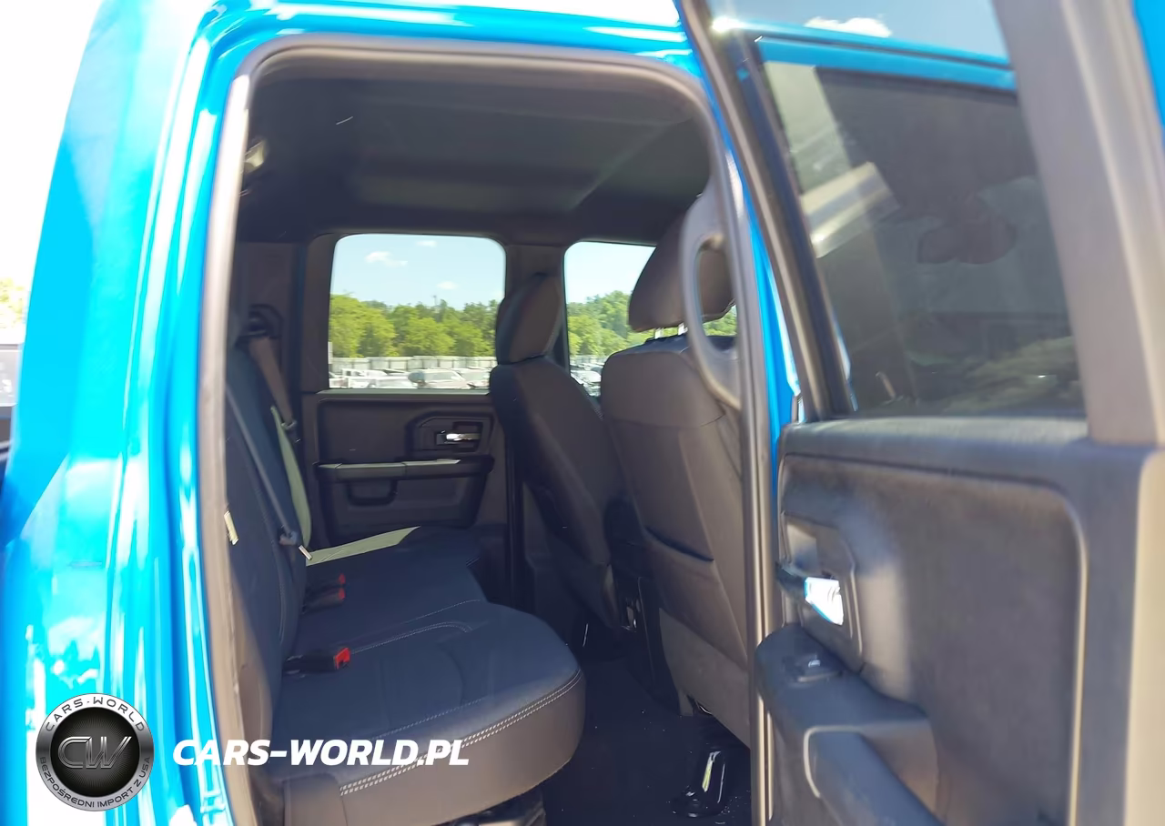 2024 Ram 1500 Classic Warlock 4X4 6'4 Box VIN:1C6RR7GG0RS138185 - 8