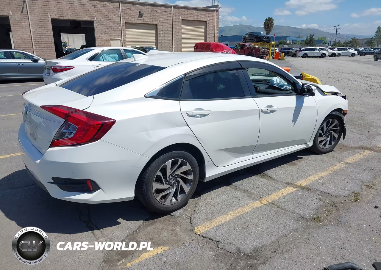 2017 Honda Civic Ex VIN:19XFC2F73HE201802 - 4