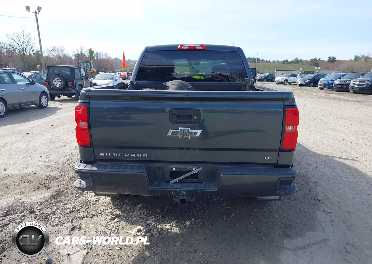 2018 Chevrolet Silverado 1500 2Lt VIN:3GCUKREC9JG491393 - 16