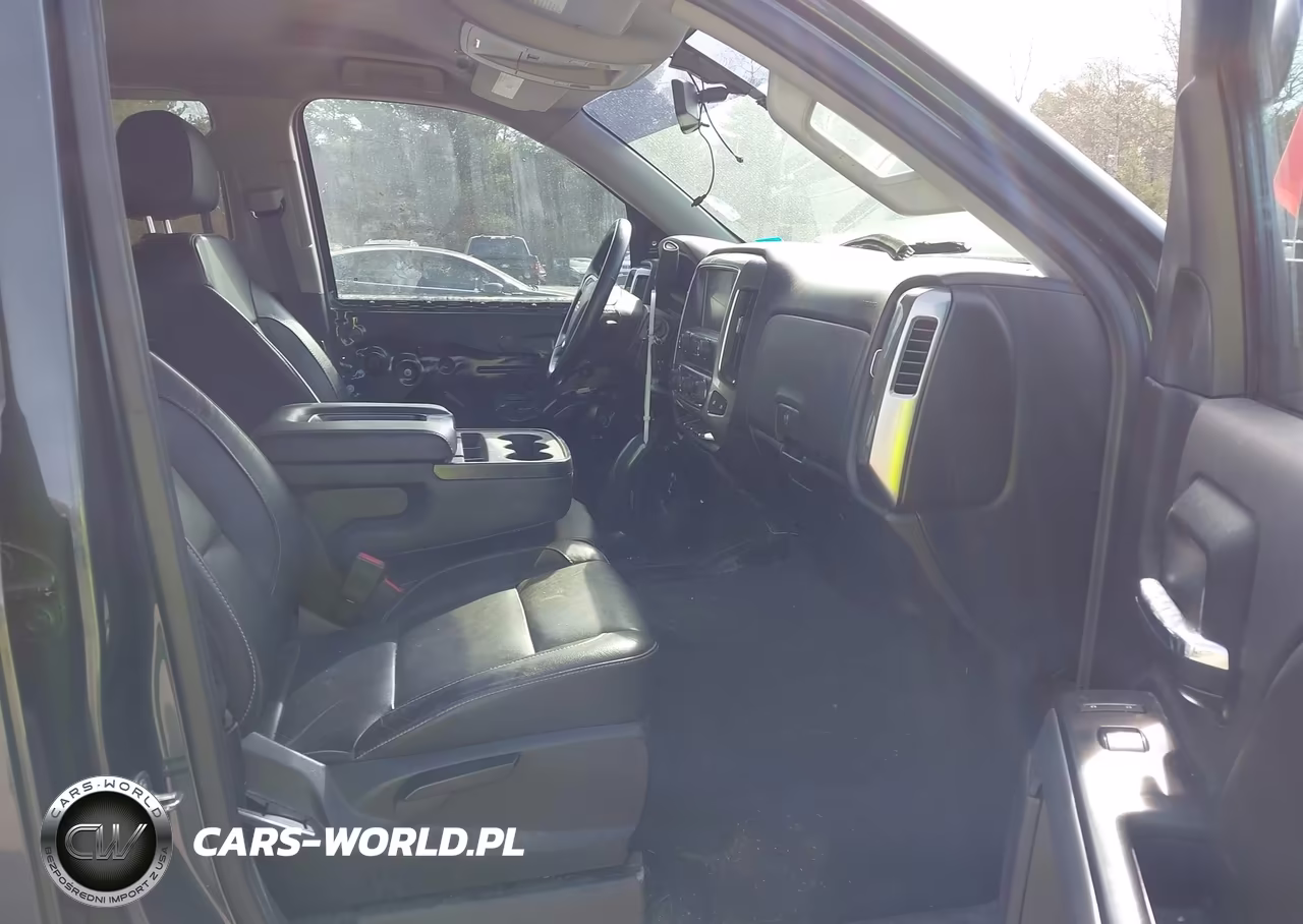 2018 Chevrolet Silverado 1500 2Lt VIN:3GCUKREC9JG491393 - 5