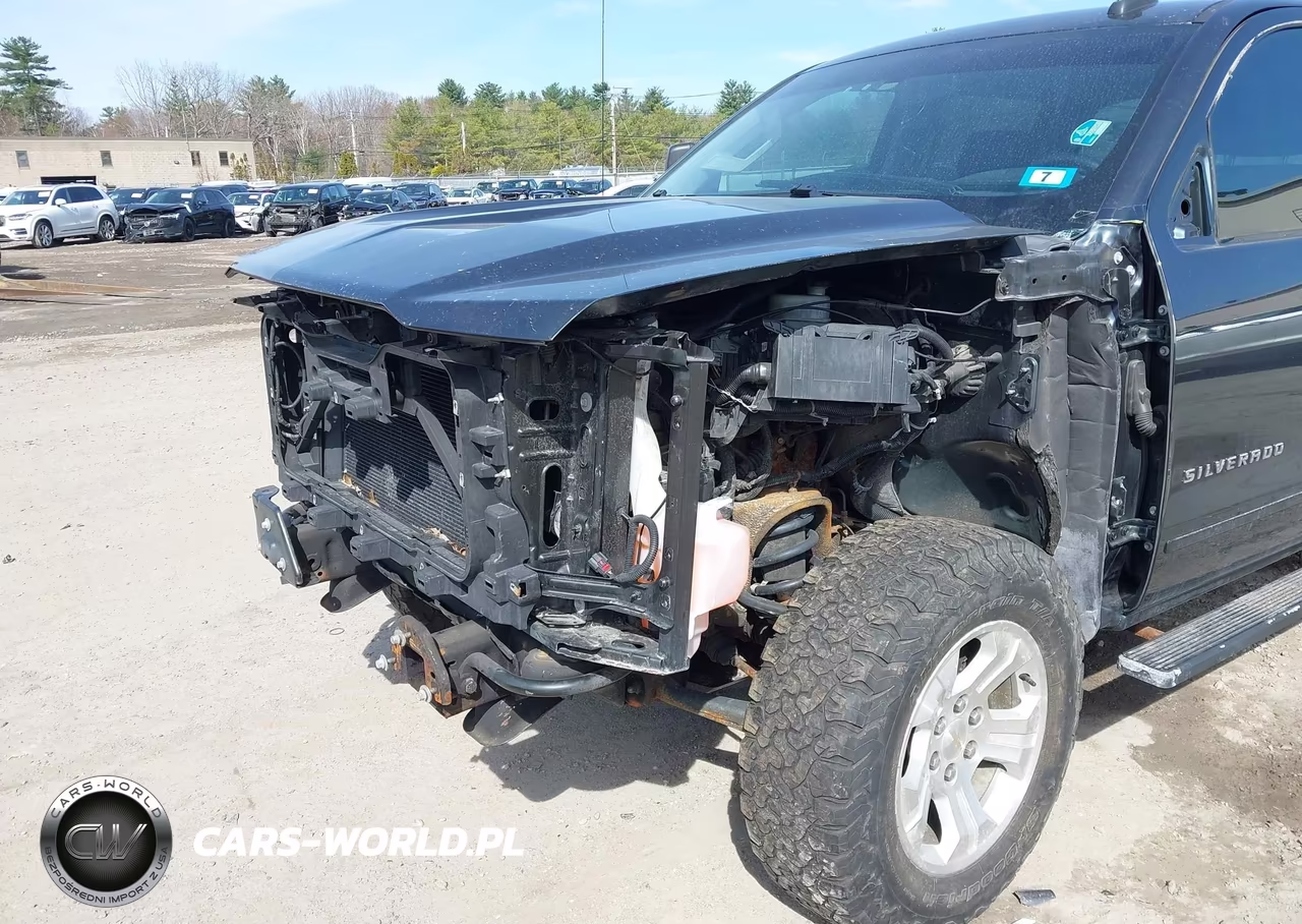 2018 Chevrolet Silverado 1500 2Lt VIN:3GCUKREC9JG491393 - 6
