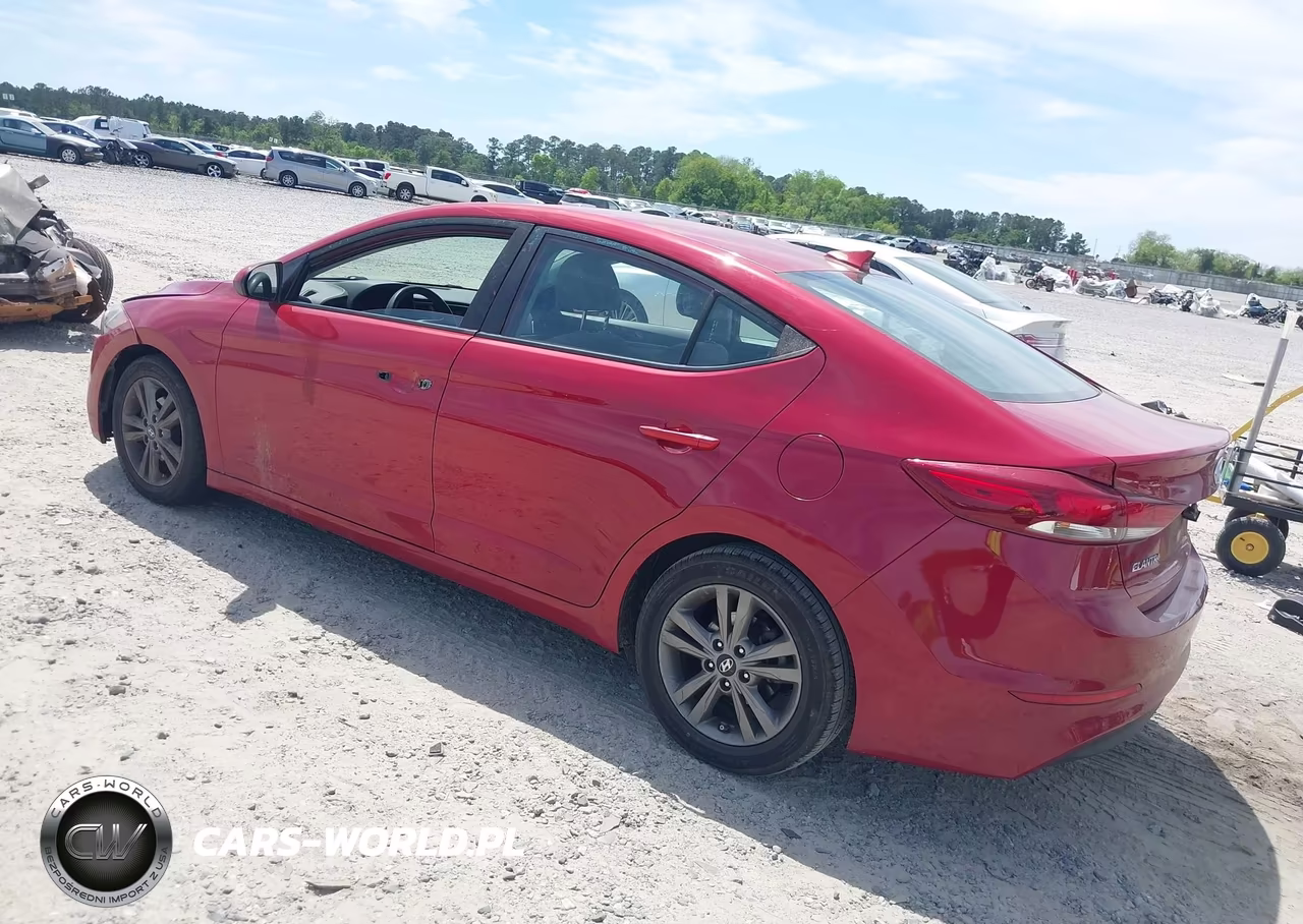 2018 Hyundai Elantra Sel VIN:5NPD84LF0JH219949 - 3