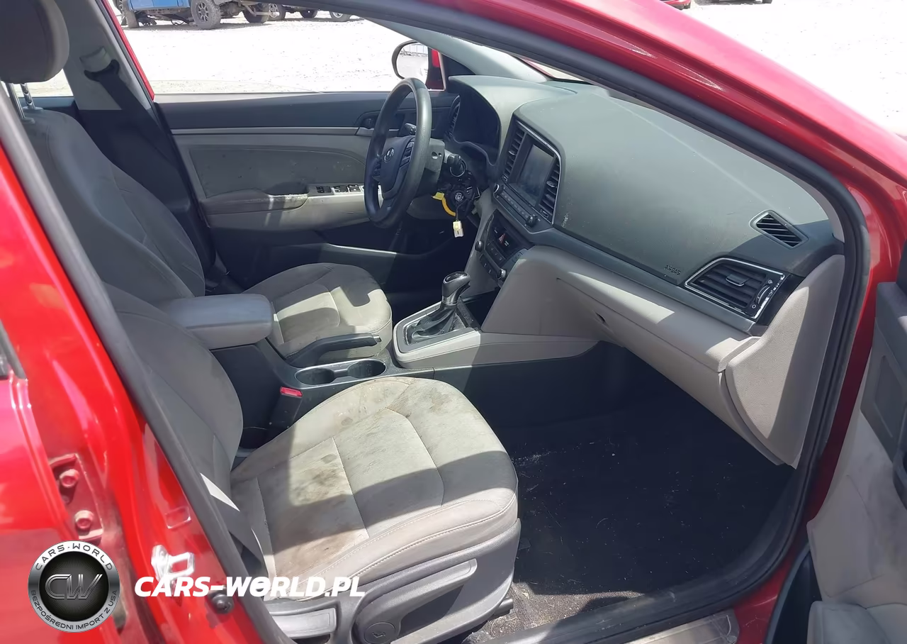 2018 Hyundai Elantra Sel VIN:5NPD84LF0JH219949 - 5