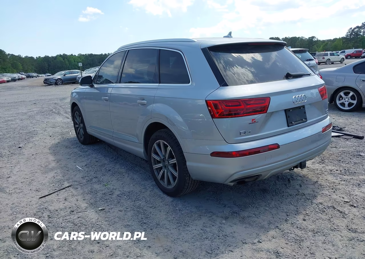 2018 Audi Q7 3.0T Premium VIN:WA1LAAF71JD051662 - 3