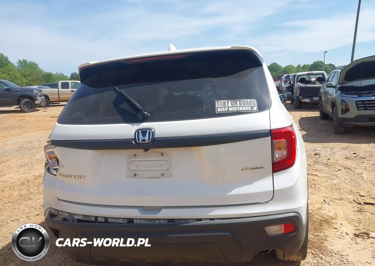 2019 Honda Passport Sport VIN:5FNYF7H20KB003162 - 16