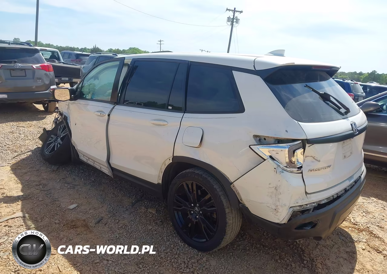 2019 Honda Passport Sport VIN:5FNYF7H20KB003162 - 3