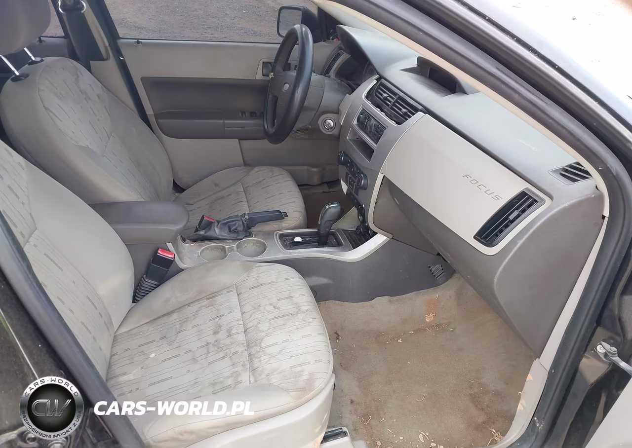 2010 Ford Focus Se VIN:1FAHP3FN5AW223030 - 5