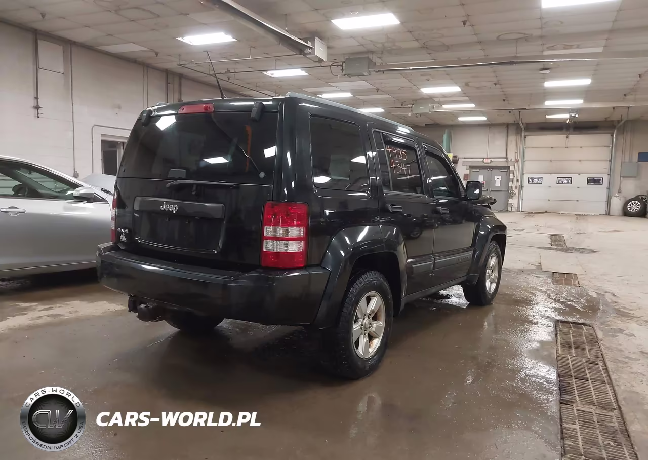 2011 Jeep Liberty Sport VIN:1J4PN2GKXBW535799 - 4