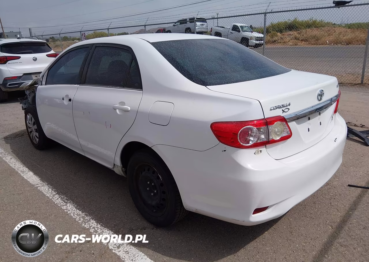 2013 Toyota Corolla Le VIN:5YFBU4EE1DP157363 - 3
