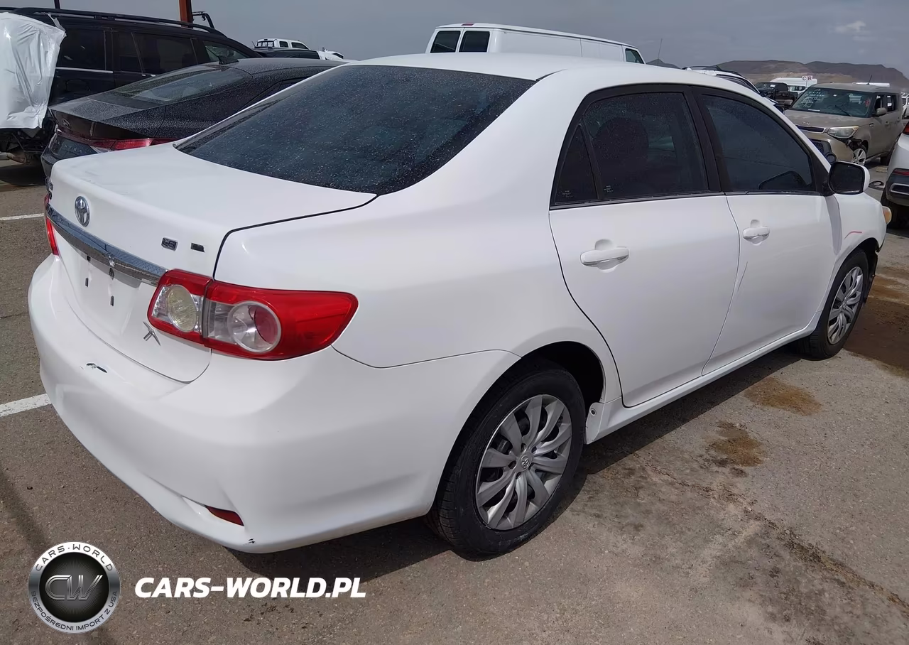 2013 Toyota Corolla Le VIN:5YFBU4EE1DP157363 - 4