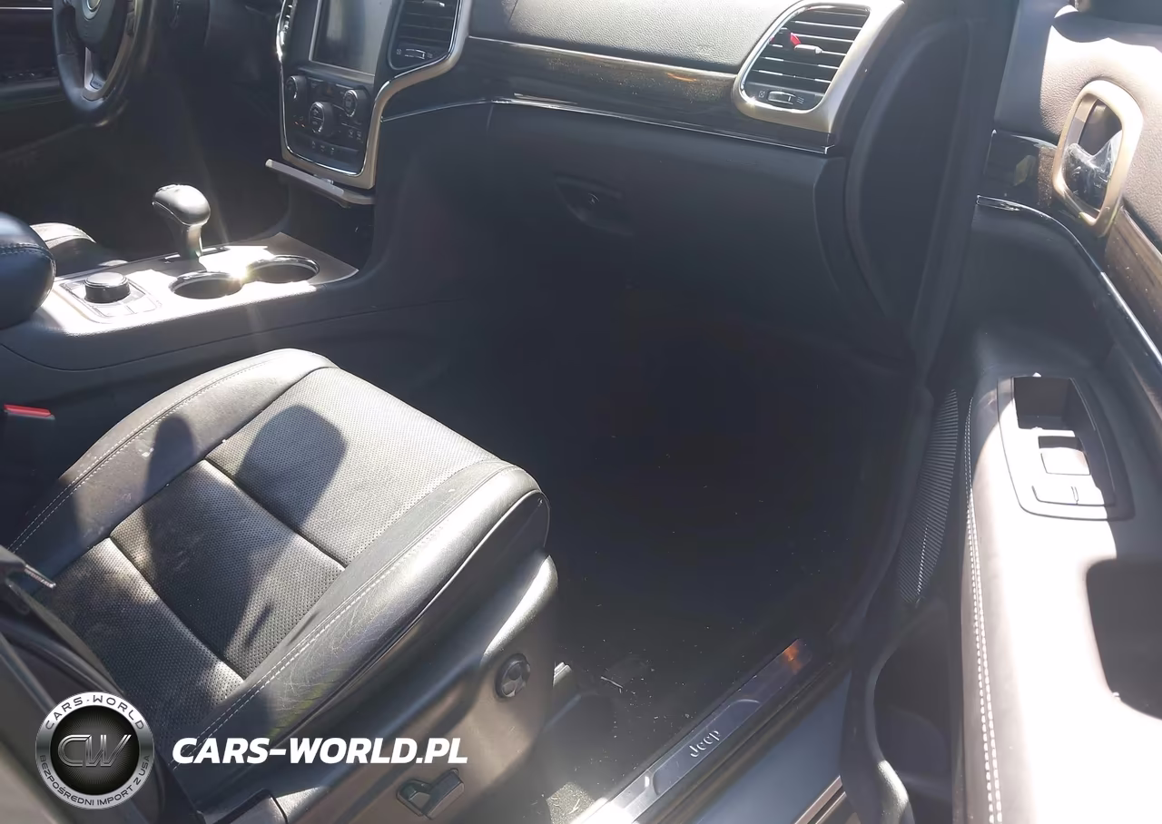 2014 Jeep Grand Cherokee Overland VIN:1C4RJFCG3EC423273 - 5