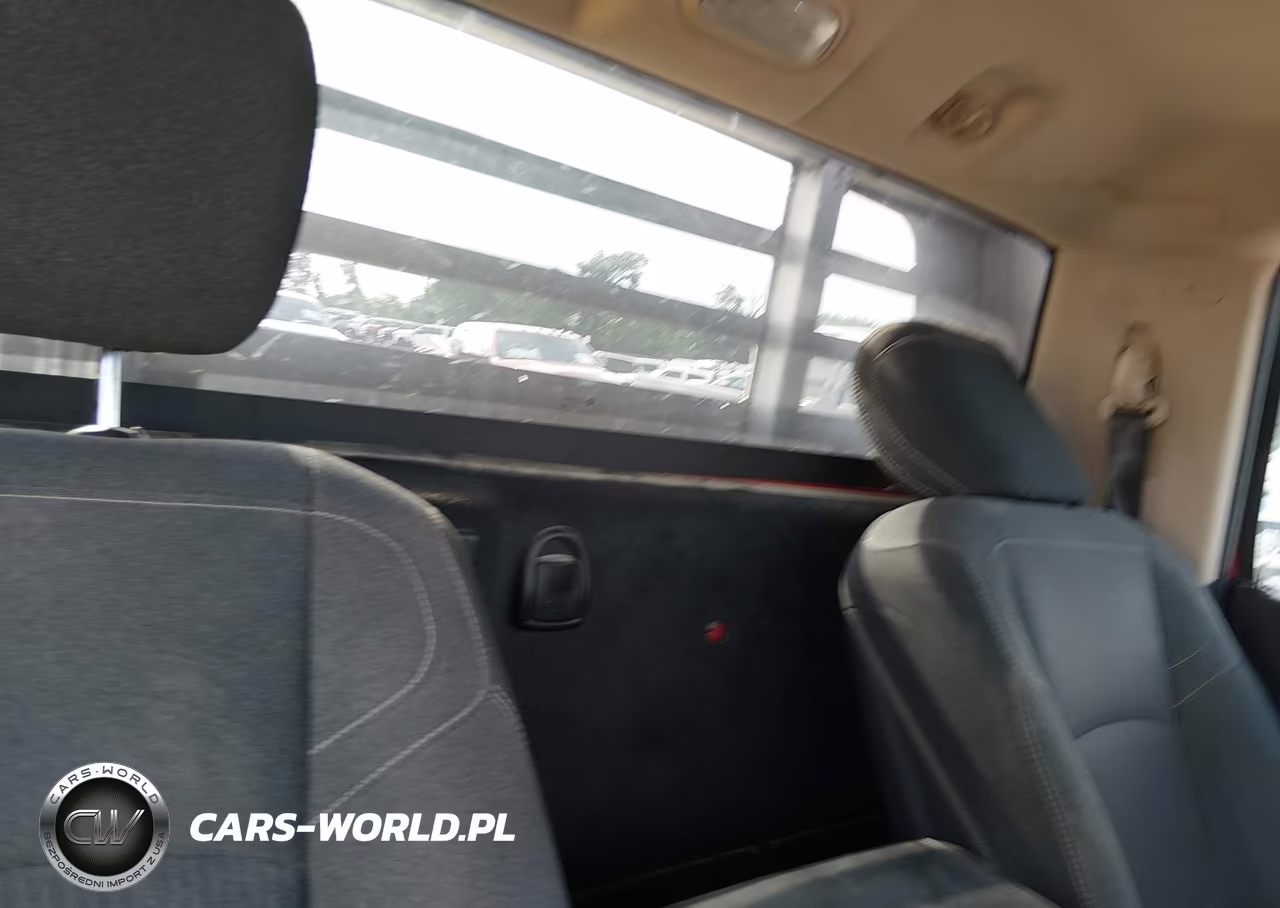 2019 Ram 3500 Chassis Tradesman-Slt VIN:3C7WRTAL2KG693469 - 8