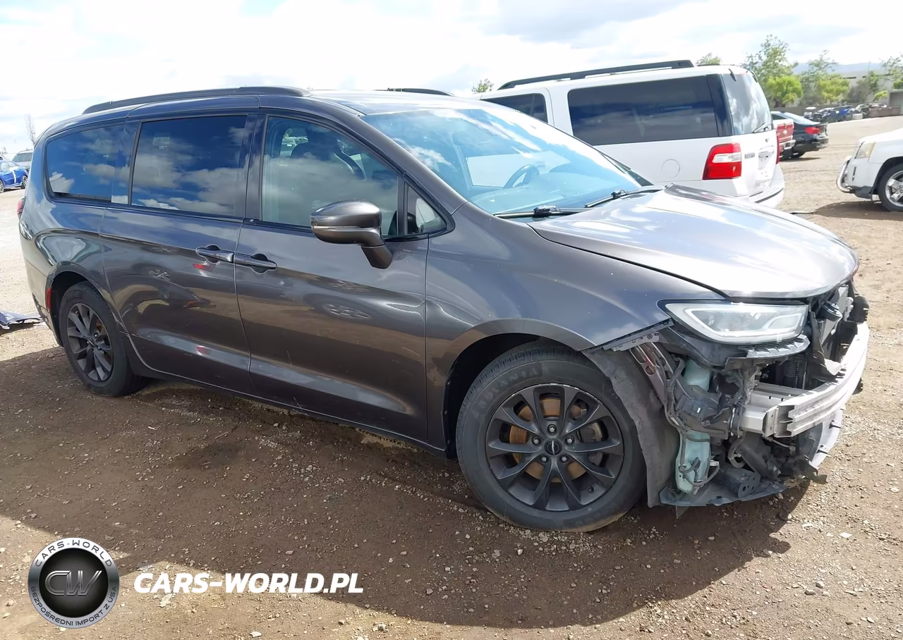 2021 Chrysler Pacifica Touring