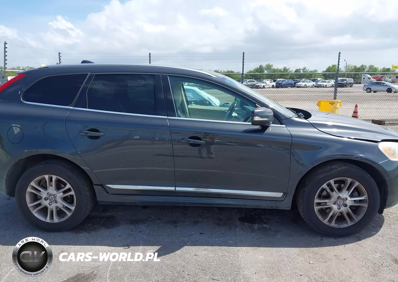 2016 Volvo Xc60 T5 Drive-E Premier VIN:YV440MDK6G2802312 - 13