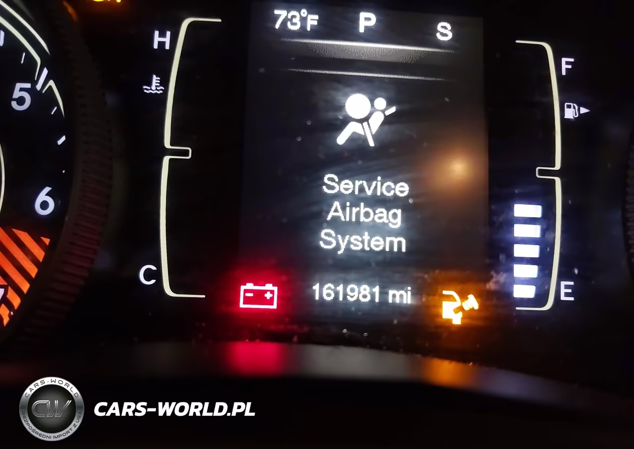 2015 Jeep Cherokee Latitude VIN:1C4PJMCB8FW793134 - 15