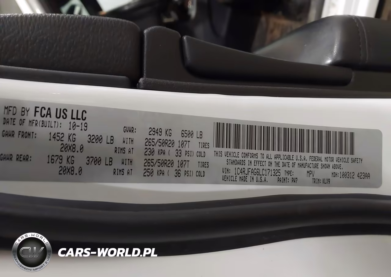 2020 Jeep Grand Cherokee Altitude 4X4 VIN:1C4RJFAG6LC171325 - 9