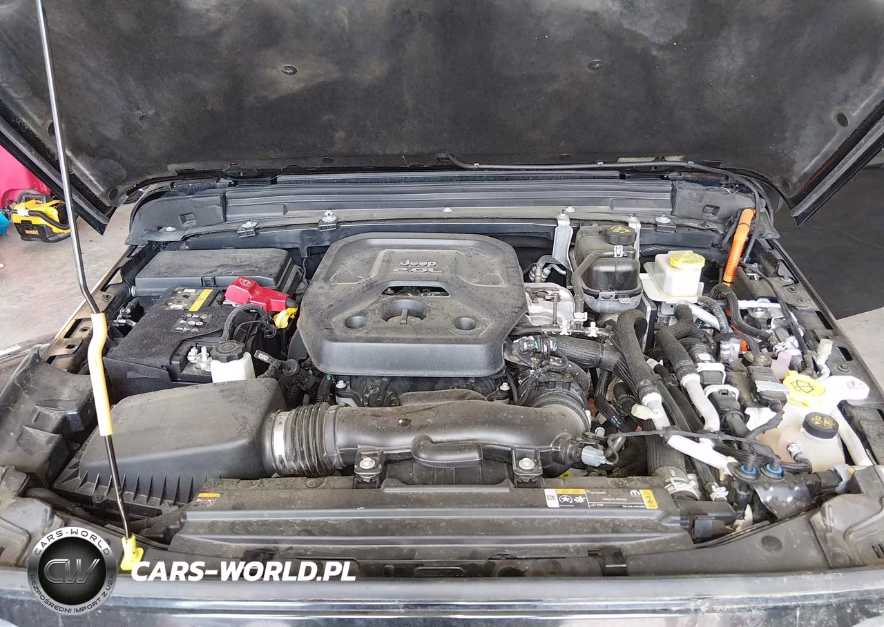 2022 Jeep Wrangler 4Xe Unlimited Sahara 4X4 VIN:1C4JJXP62NW208728 - 10