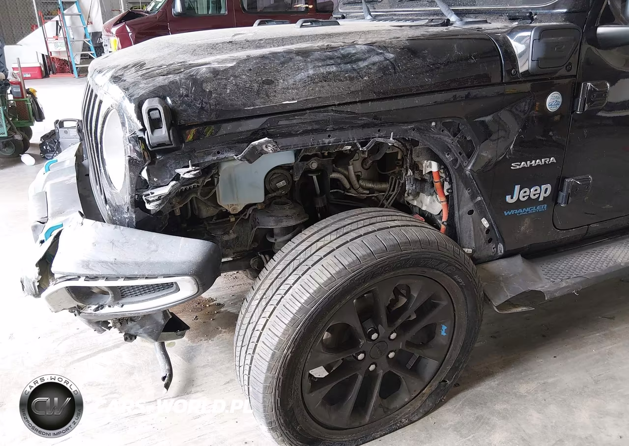 2022 Jeep Wrangler 4Xe Unlimited Sahara 4X4 VIN:1C4JJXP62NW208728 - 6